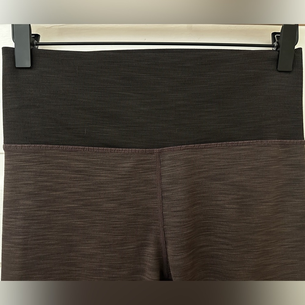 Vuori Lux Rib Studio Leggings HR 25” Quartz Heather Purple Sz Medium - Picture 3 of 8